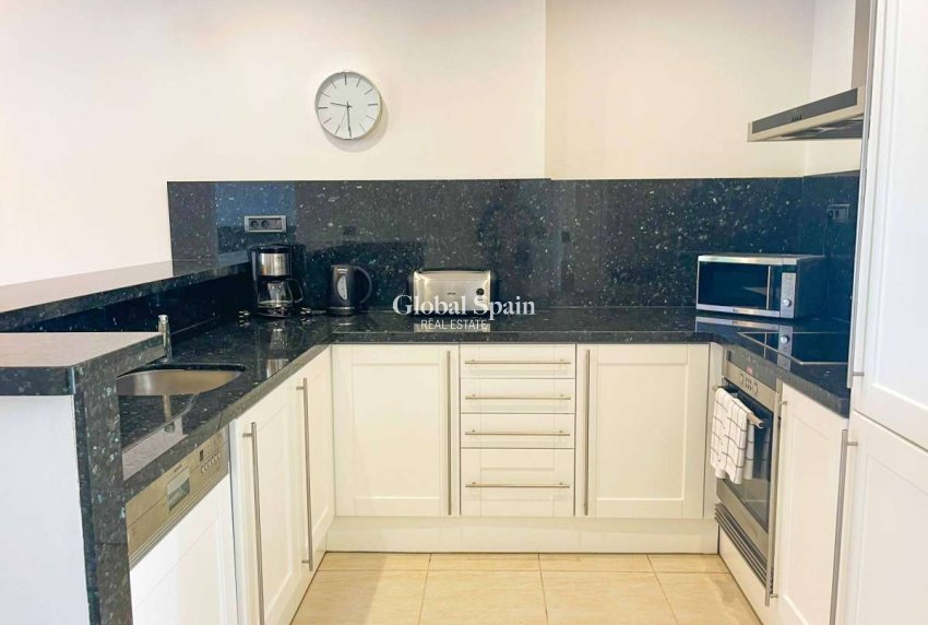 Wederverkoop - APPARTEMENT -
BENISSA - Costa Blanca