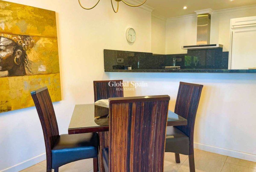 Wederverkoop - APPARTEMENT -
BENISSA - Costa Blanca