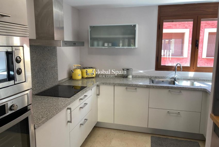 Wederverkoop - APPARTEMENT -
BENISSA - Costa Blanca