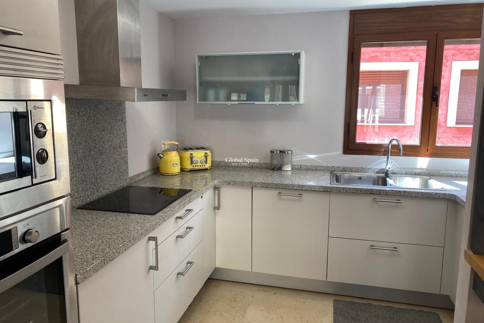 Wederverkoop - APPARTEMENT -
BENISSA - Costa Blanca