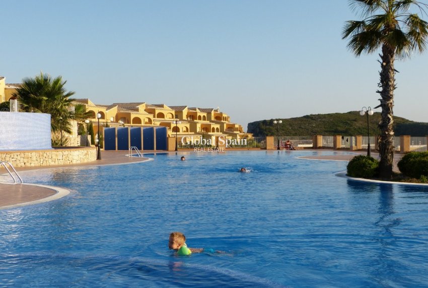 Wederverkoop - APPARTEMENT -
BENITACHELL - Cumbre del sol
