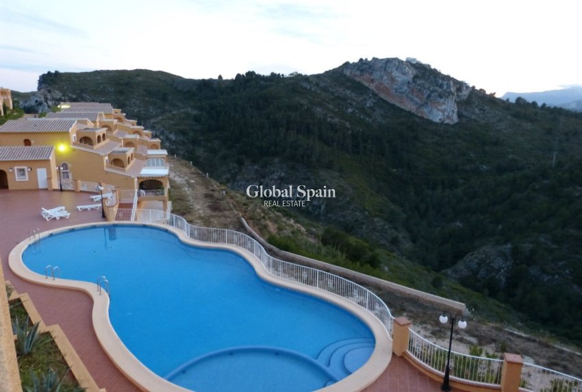 Wederverkoop - APPARTEMENT -
BENITACHELL - Cumbre del sol