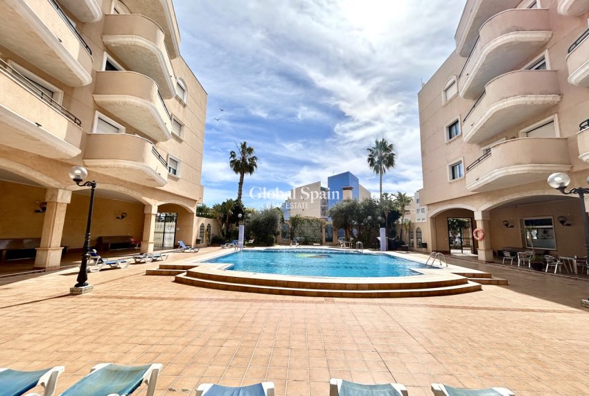 Wederverkoop - APPARTEMENT -
CABO ROIG - Costa Blanca