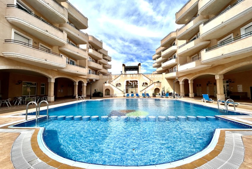Wederverkoop - APPARTEMENT -
CABO ROIG - Costa Blanca
