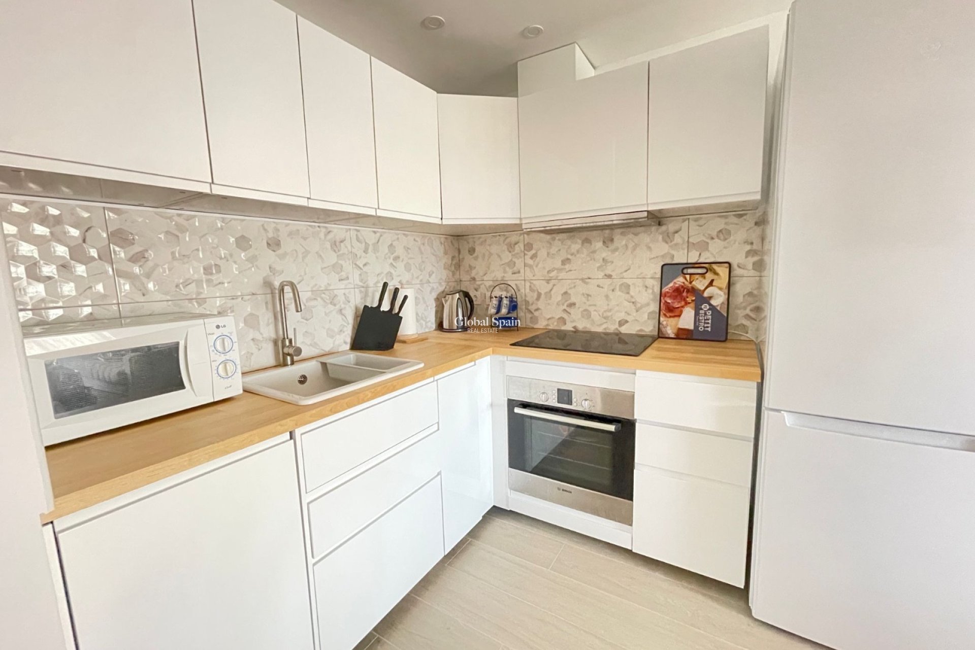 Wederverkoop - APPARTEMENT -
CABO ROIG - Costa Blanca