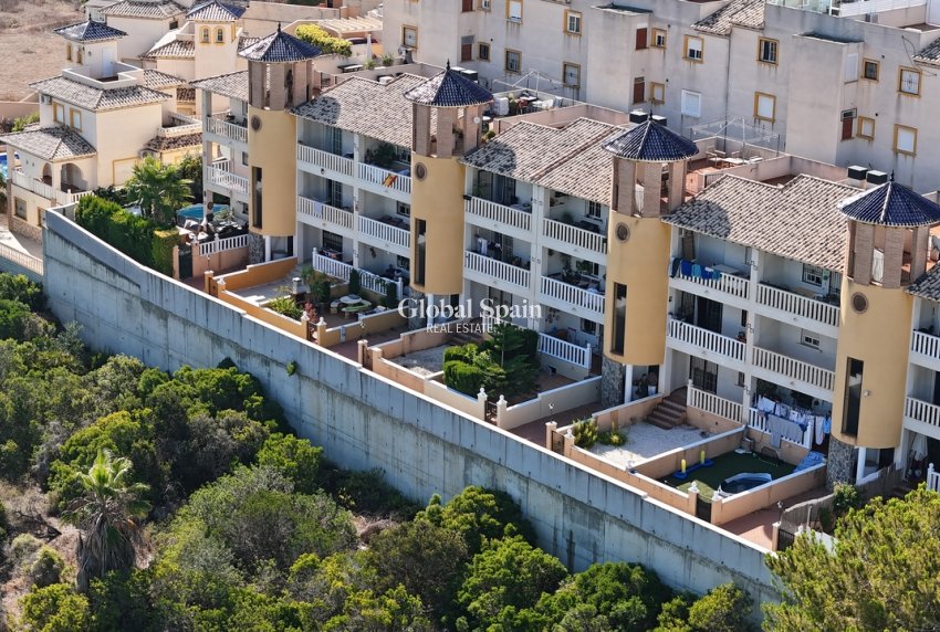 Wederverkoop - APPARTEMENT -
CABO ROIG - Costa Blanca