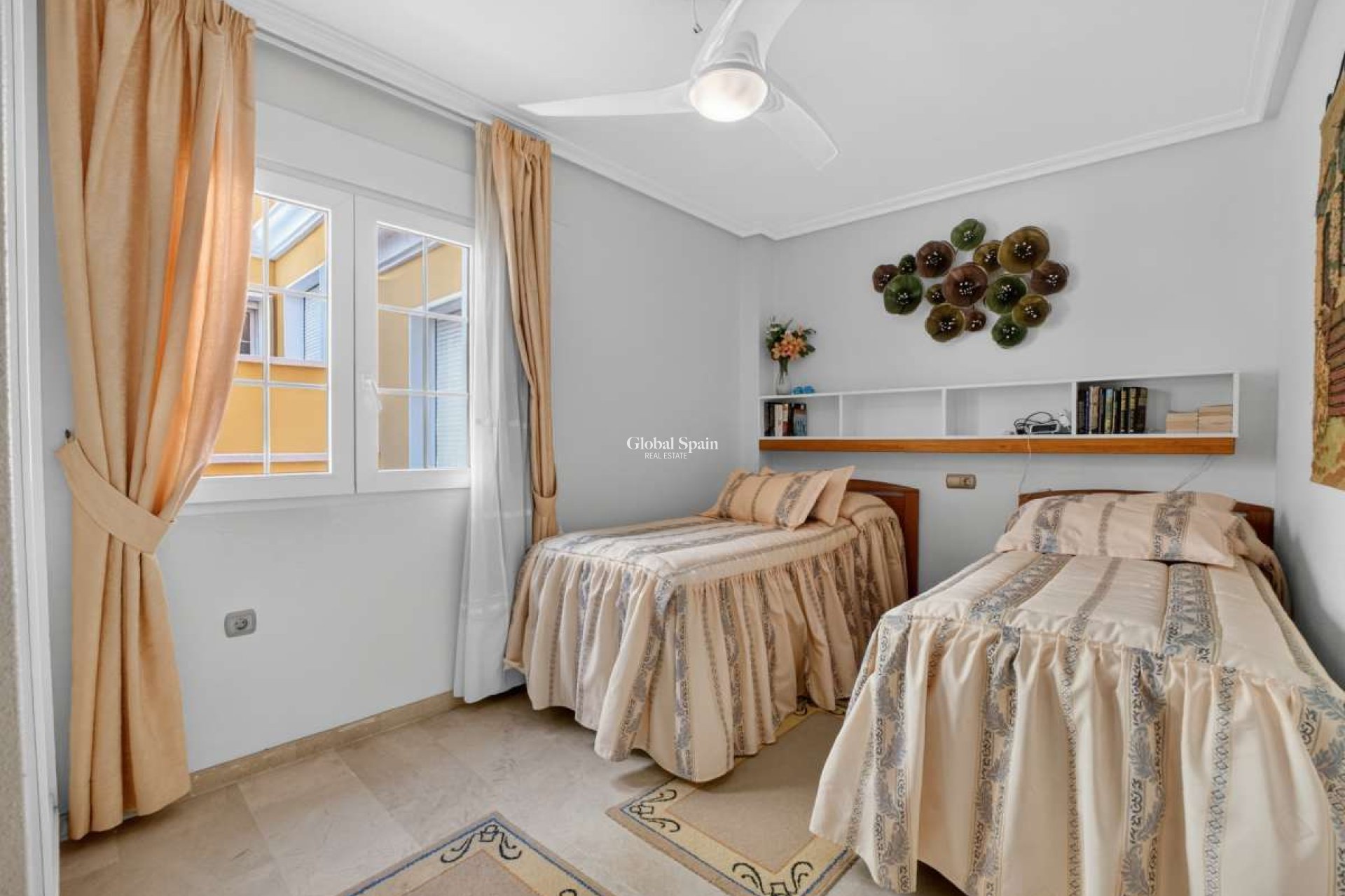 Wederverkoop - APPARTEMENT -
CABO ROIG - Costa Blanca