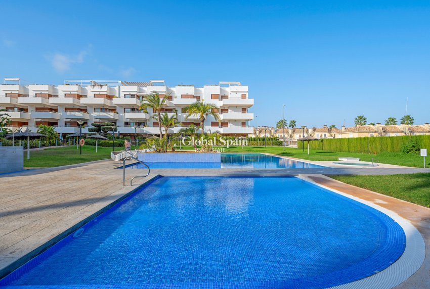 Wederverkoop - APPARTEMENT -
CABO ROIG - Costa Blanca