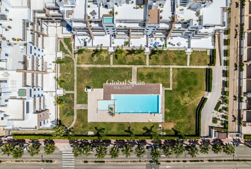 Wederverkoop - APPARTEMENT -
CABO ROIG - Orihuela Costa