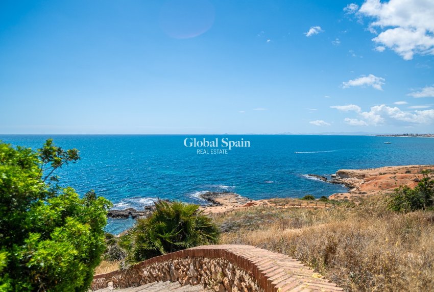 Wederverkoop - APPARTEMENT -
CABO ROIG - Orihuela Costa