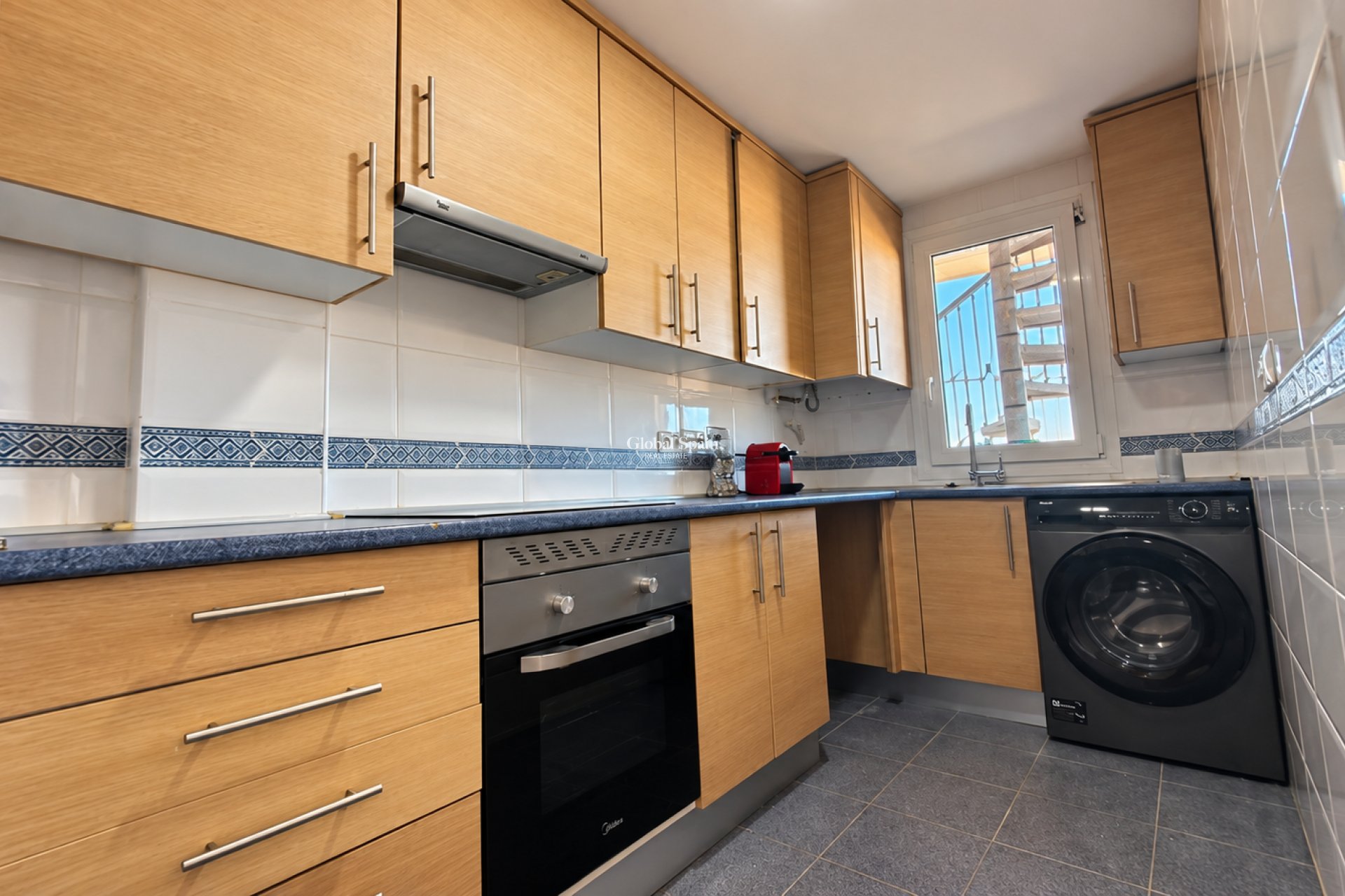 Wederverkoop - APPARTEMENT -
CALPE - Pueblo