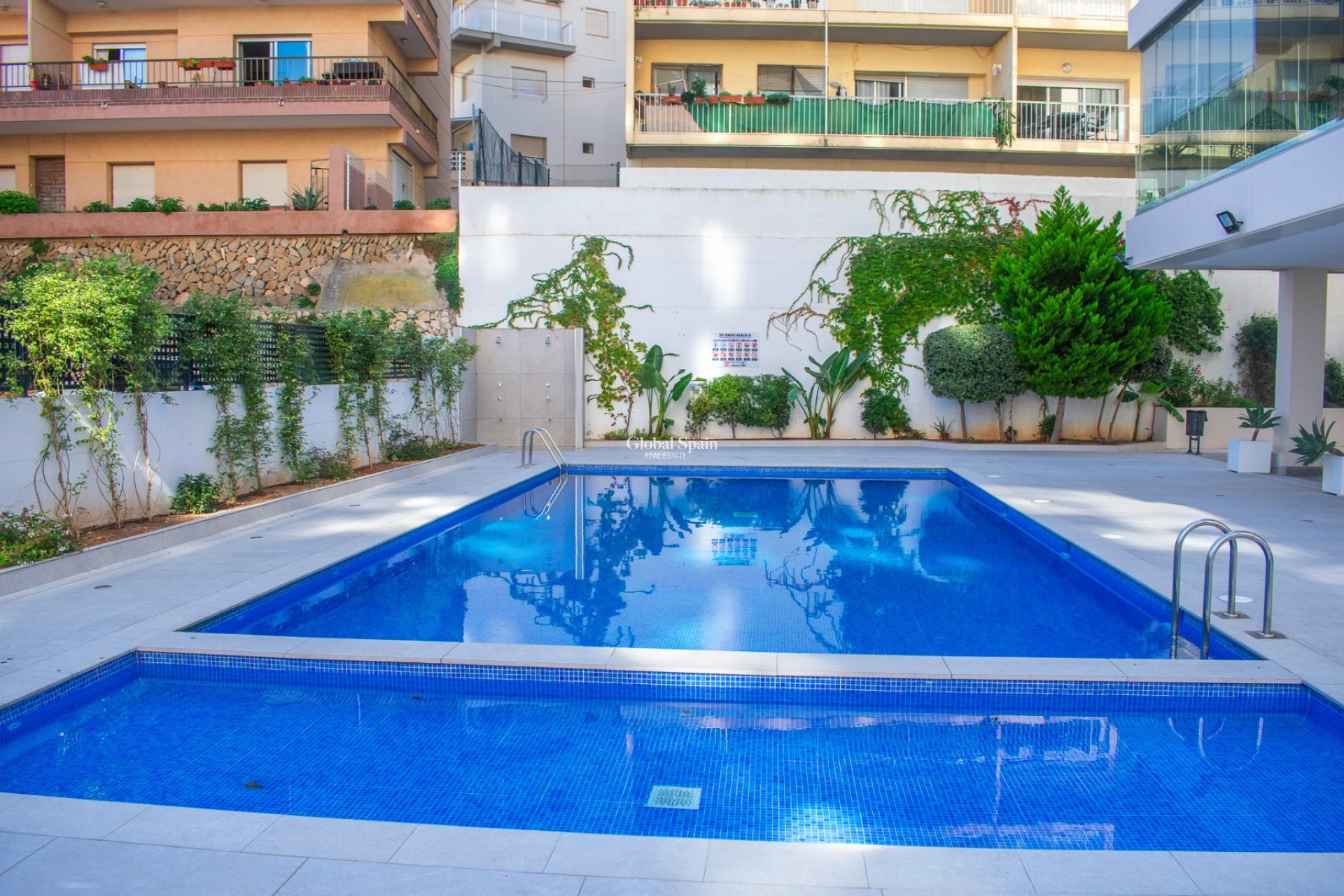 Wederverkoop - APPARTEMENT -
CALPE - Zona Levante - Playa Fossa