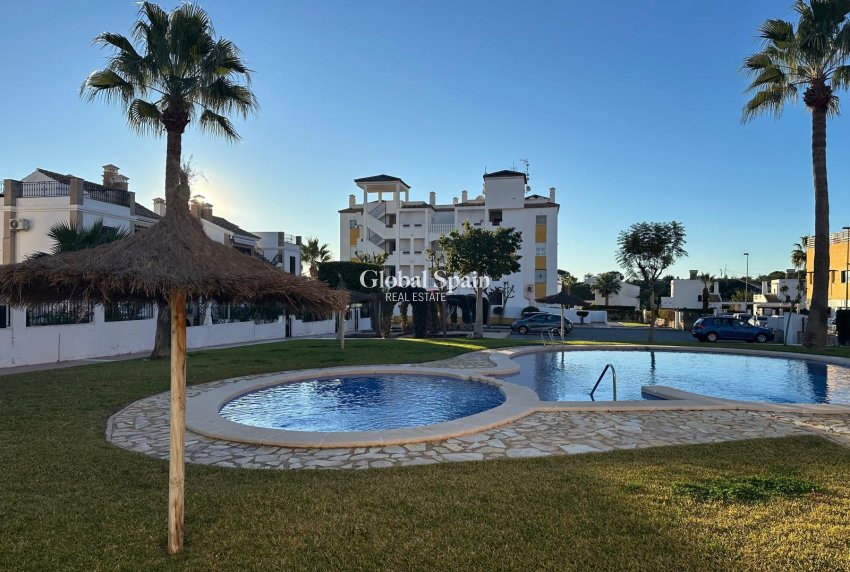 Wederverkoop - APPARTEMENT -
CAMPOAMOR - Costa Blanca
