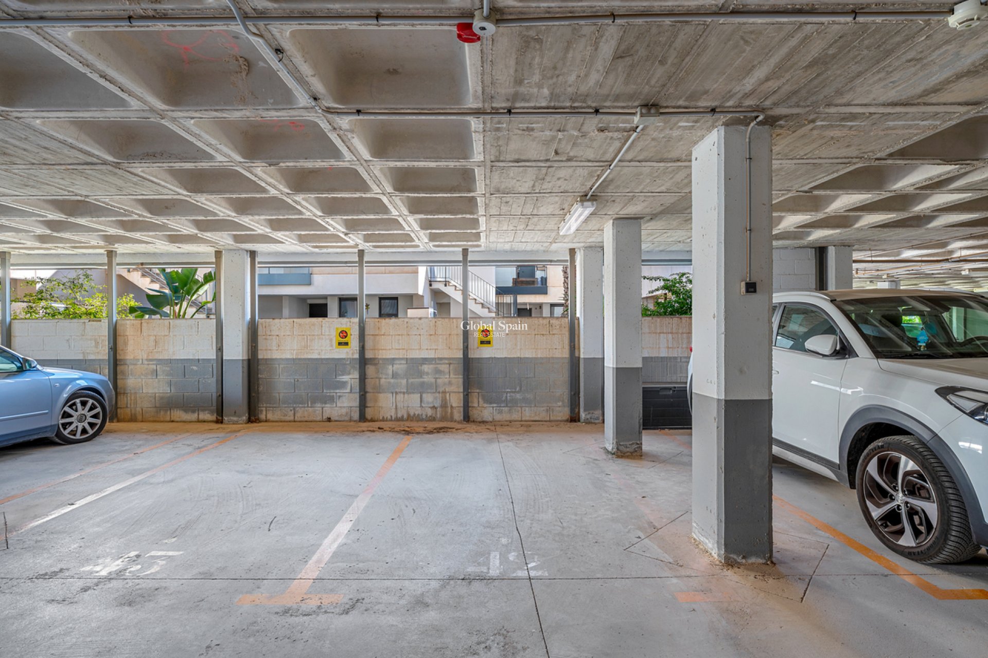 Wederverkoop - APPARTEMENT -
CAMPOAMOR - Costa Blanca