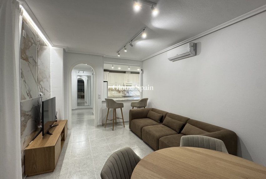 Wederverkoop - APPARTEMENT -
CAMPOAMOR - Costa Blanca
