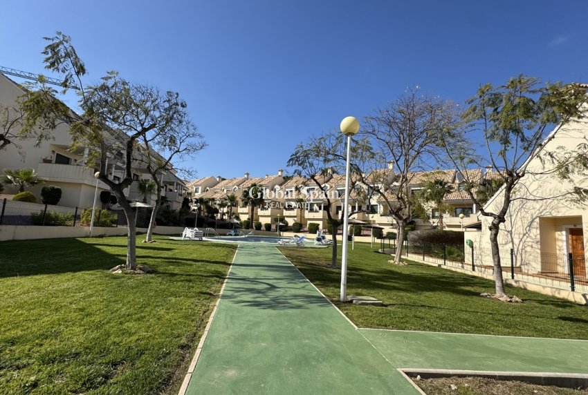 Wederverkoop - APPARTEMENT -
CAMPOAMOR - Costa Blanca