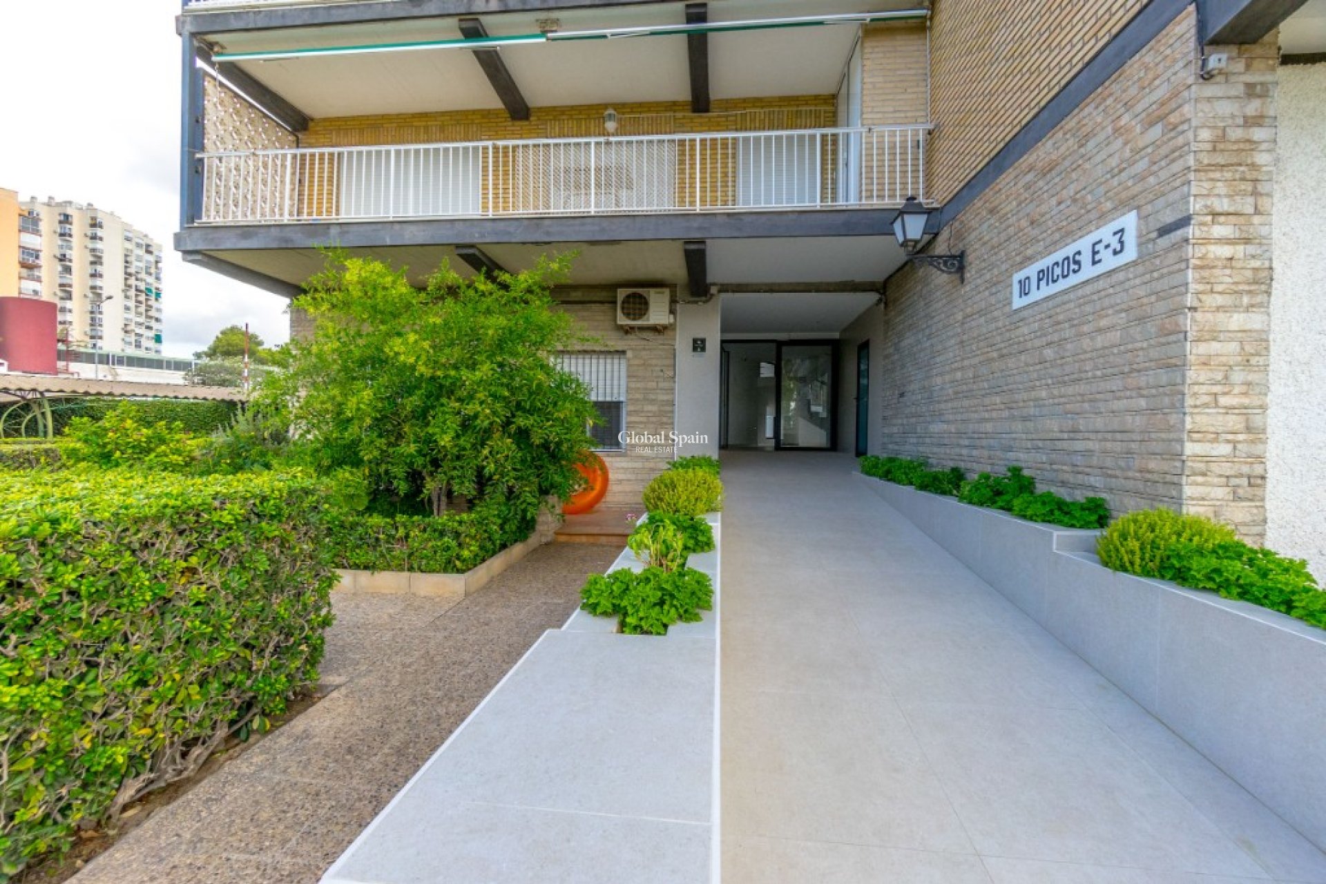 Wederverkoop - Appartement -
CAMPOAMOR