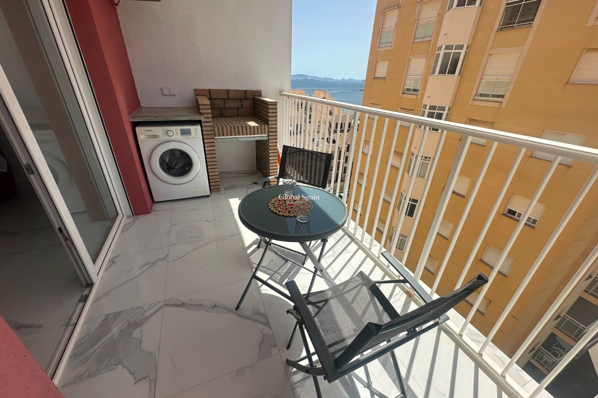 Wederverkoop - APPARTEMENT -
CARTAGENA - LA MANGA DEL MAR MENOR