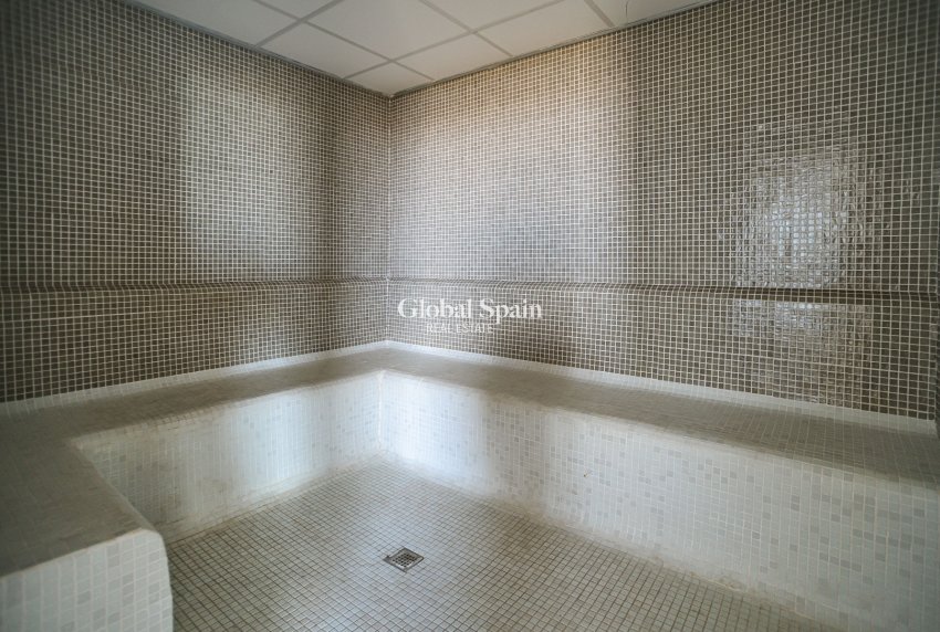 Wederverkoop - APPARTEMENT -
CARTAGENA - Mar de Cristal