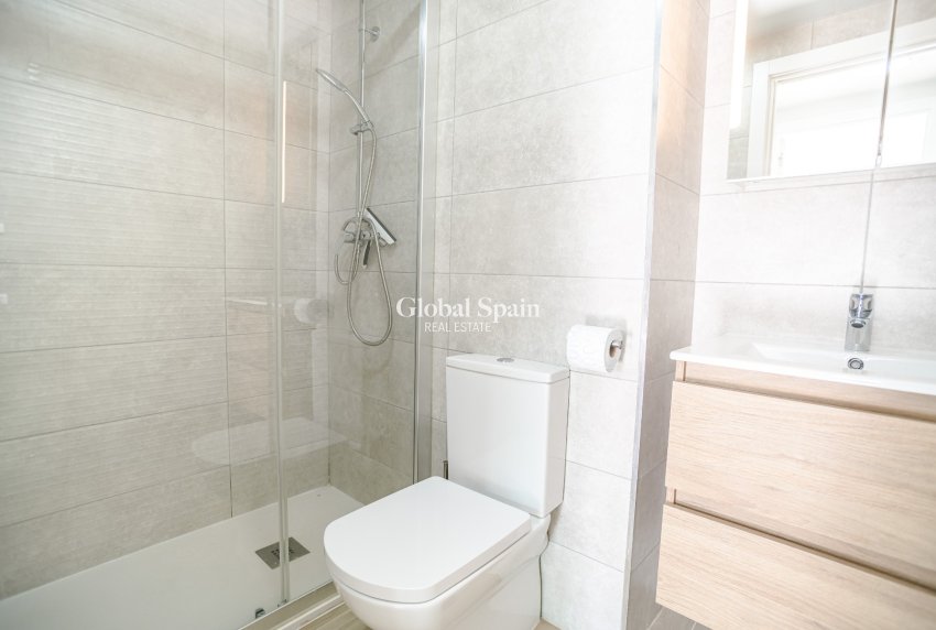 Wederverkoop - APPARTEMENT -
CARTAGENA - Mar de Cristal