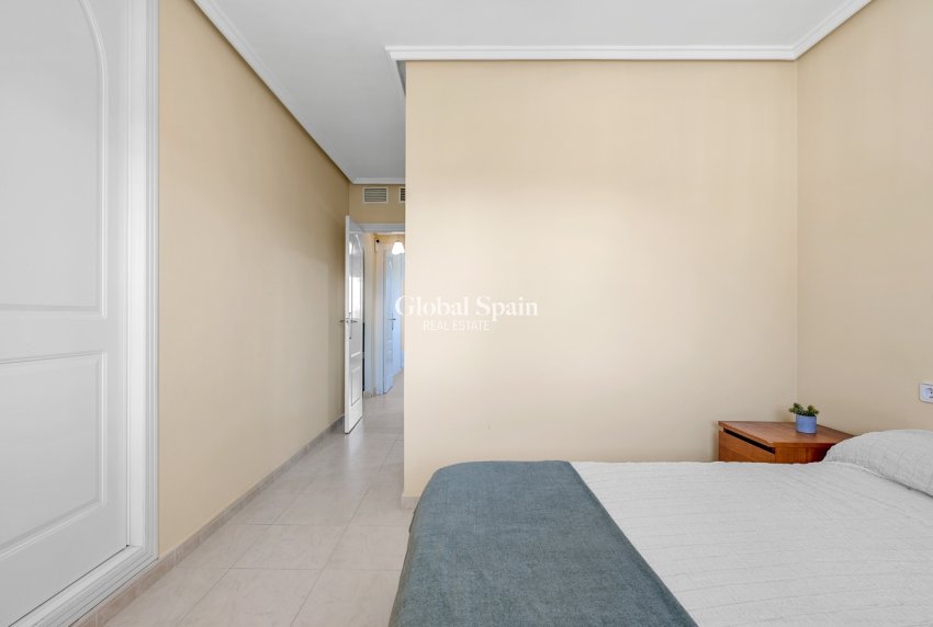 Wederverkoop - APPARTEMENT -
CIUDAD QUESADA