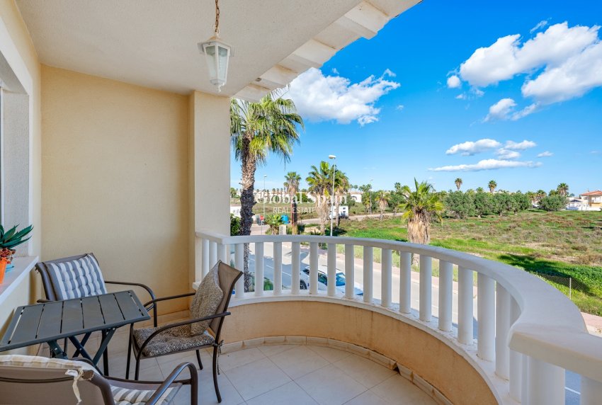 Wederverkoop - APPARTEMENT -
CIUDAD QUESADA