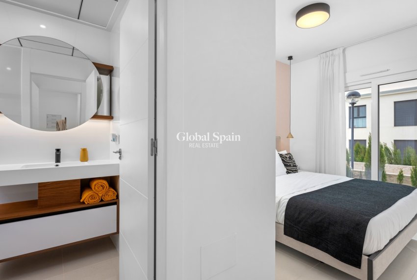 Wederverkoop - APPARTEMENT -
CIUDAD QUESADA