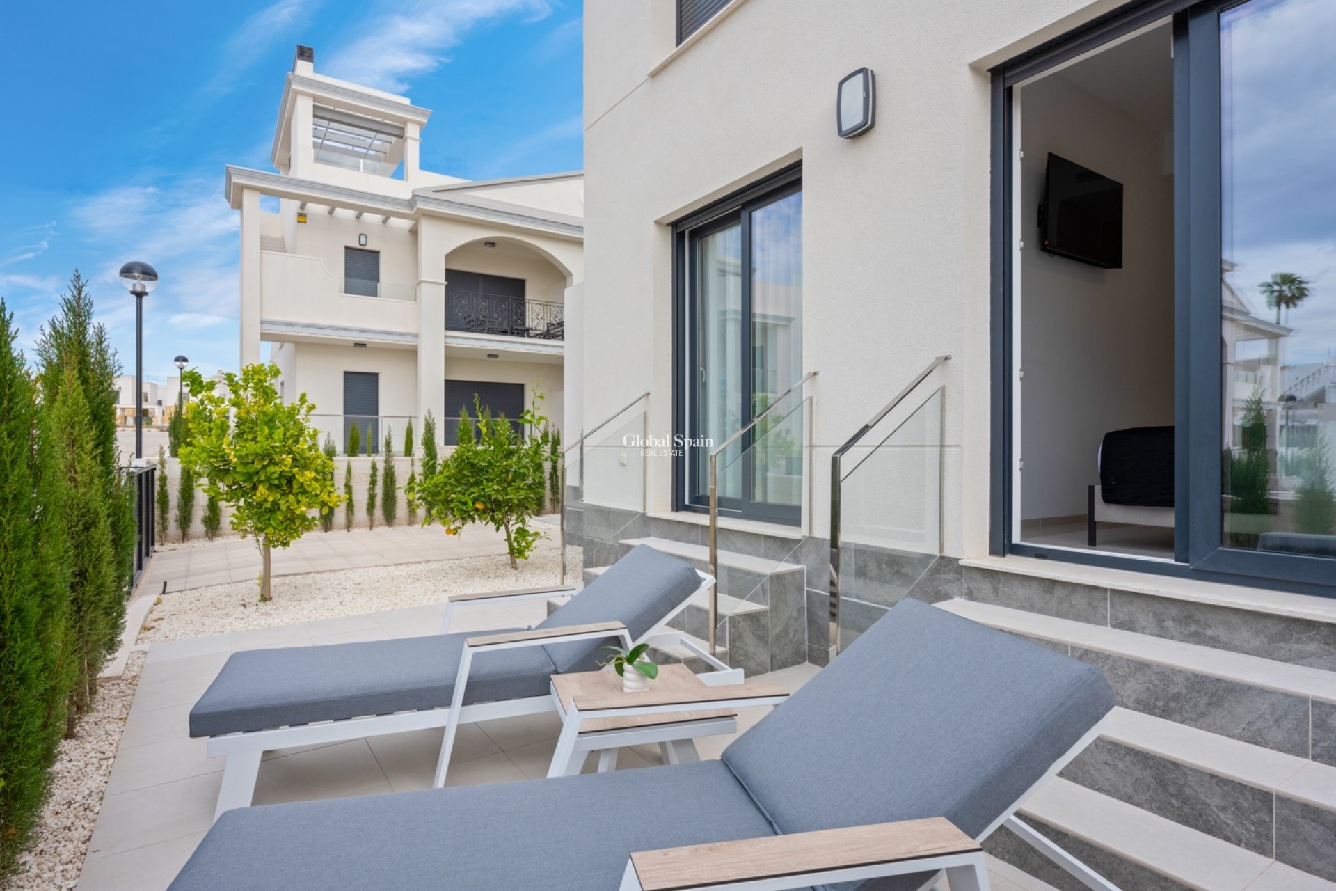 Wederverkoop - APPARTEMENT -
CIUDAD QUESADA