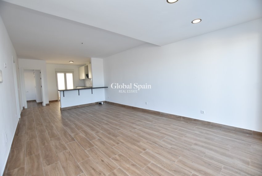Wederverkoop - APPARTEMENT -
CIUDAD QUESADA