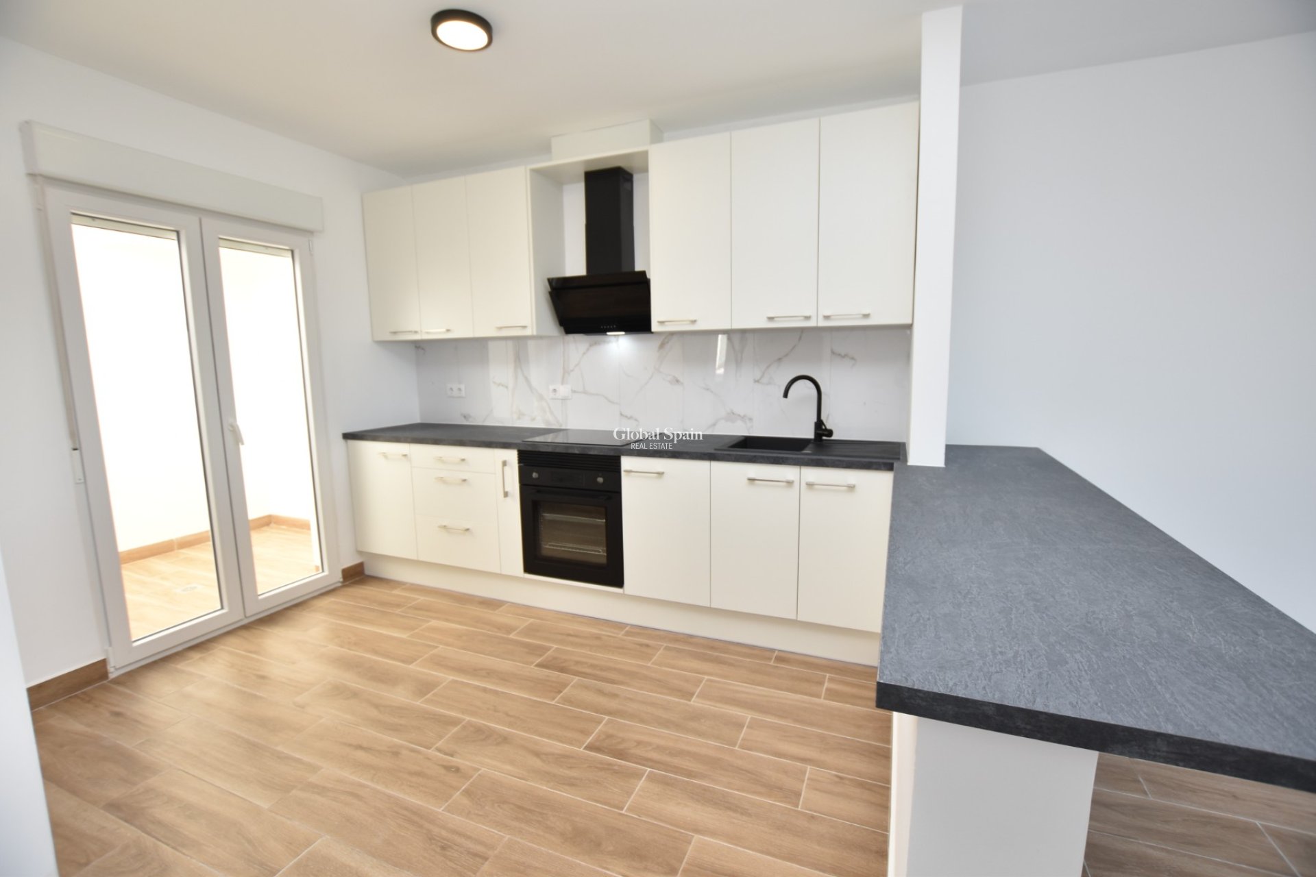 Wederverkoop - APPARTEMENT -
CIUDAD QUESADA