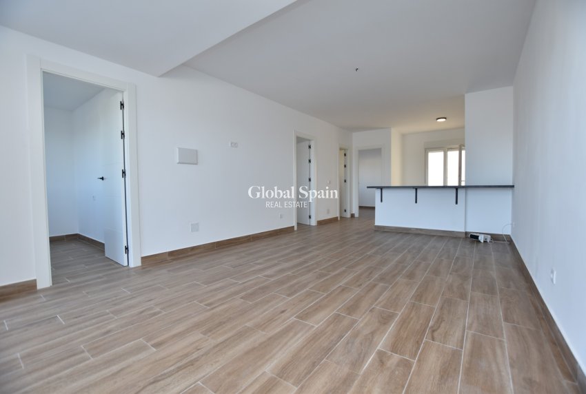 Wederverkoop - APPARTEMENT -
CIUDAD QUESADA