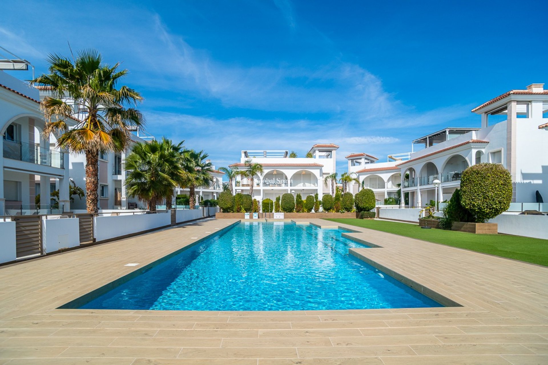 Wederverkoop - APPARTEMENT -
CIUDAD QUESADA