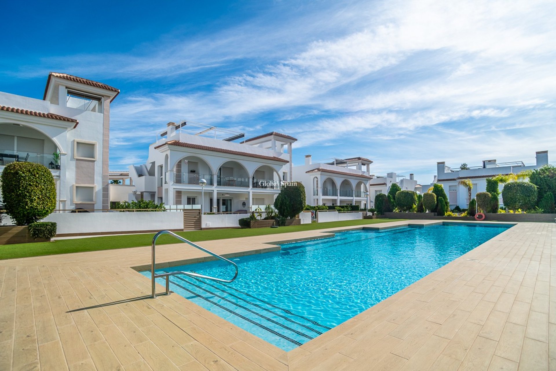 Wederverkoop - APPARTEMENT -
CIUDAD QUESADA