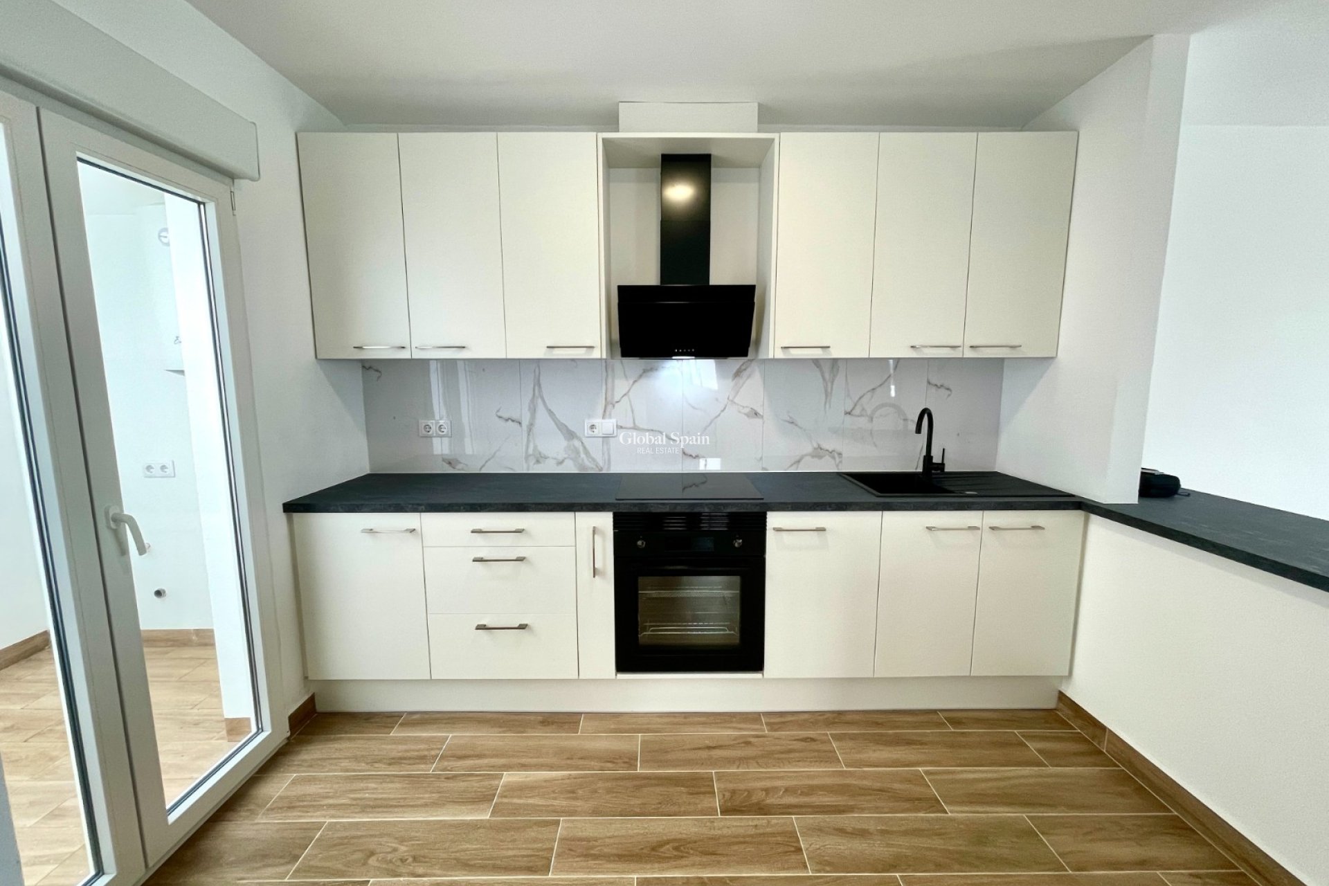 Wederverkoop - APPARTEMENT -
CIUDAD QUESADA