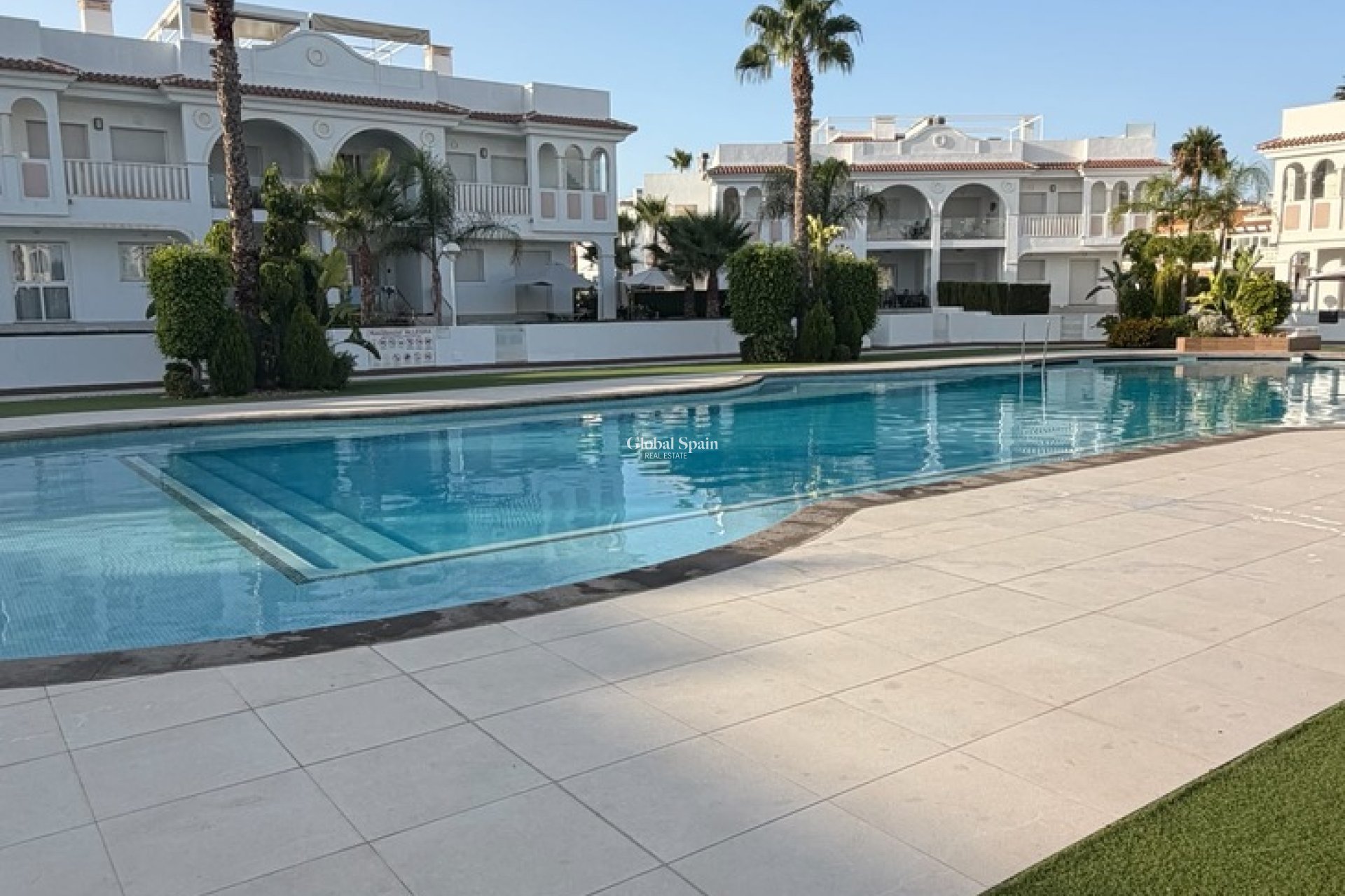 Wederverkoop - APPARTEMENT -
CIUDAD QUESADA