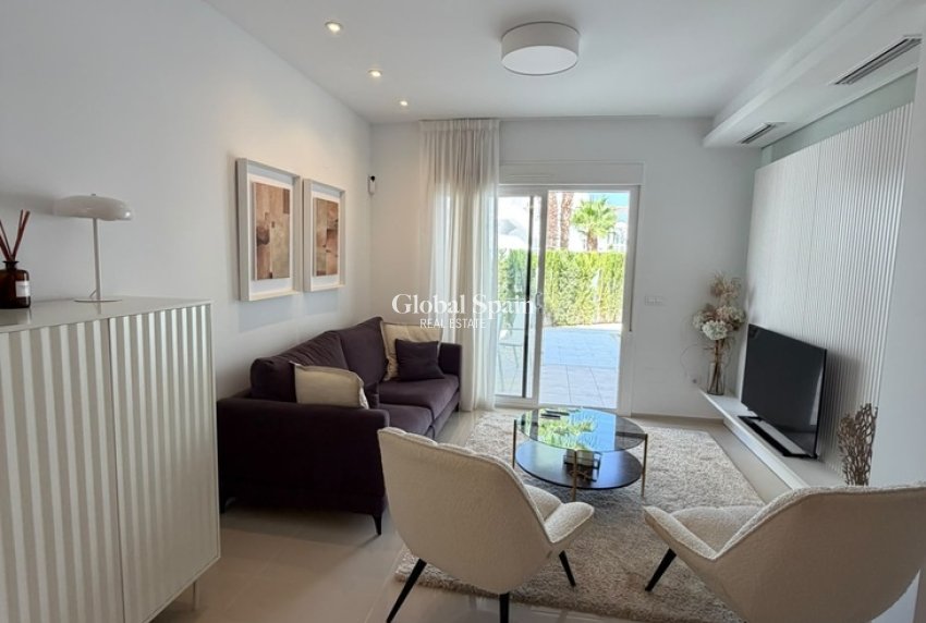Wederverkoop - APPARTEMENT -
CIUDAD QUESADA
