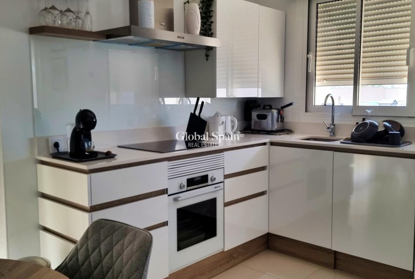 Wederverkoop - APPARTEMENT -
CIUDAD QUESADA