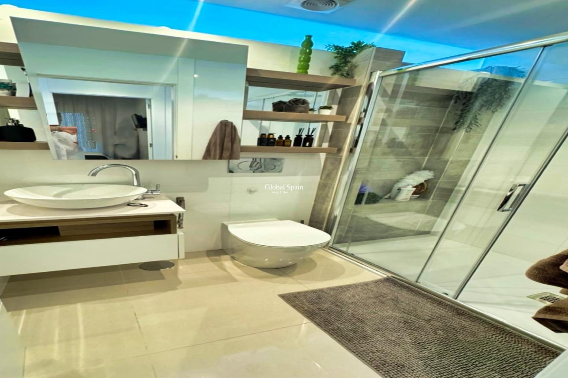 Wederverkoop - APPARTEMENT -
CIUDAD QUESADA