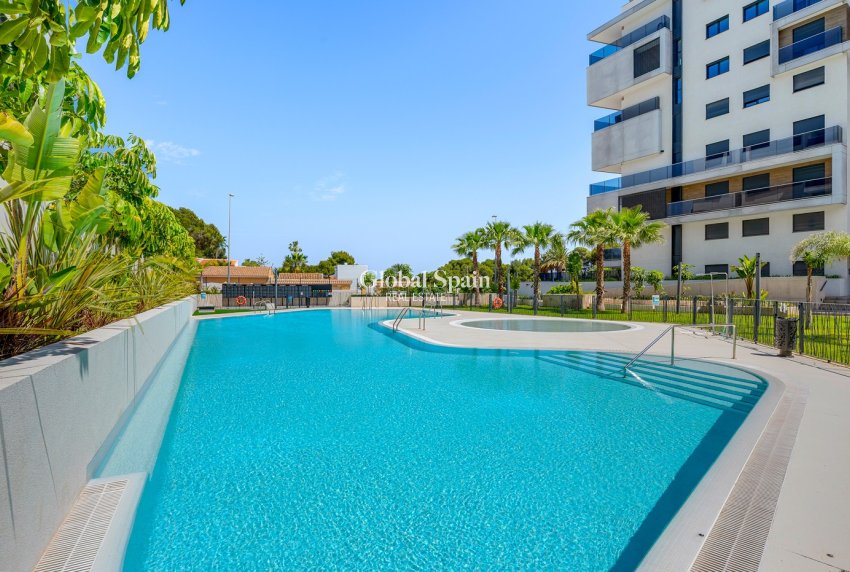 Wederverkoop - APPARTEMENT -
DEHESA DE CAMPOAMOR - Costa Blanca