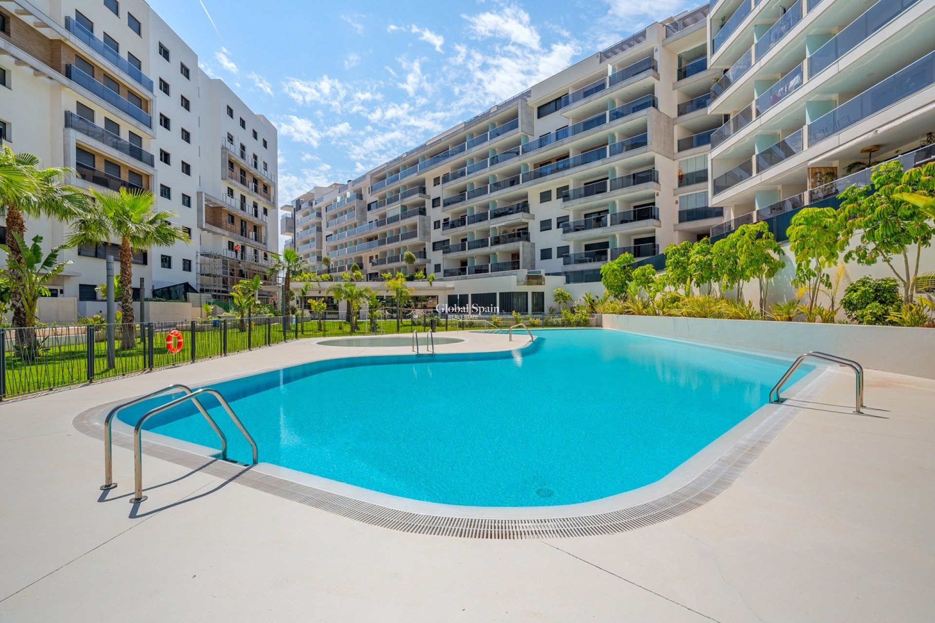 Wederverkoop - APPARTEMENT -
DEHESA DE CAMPOAMOR