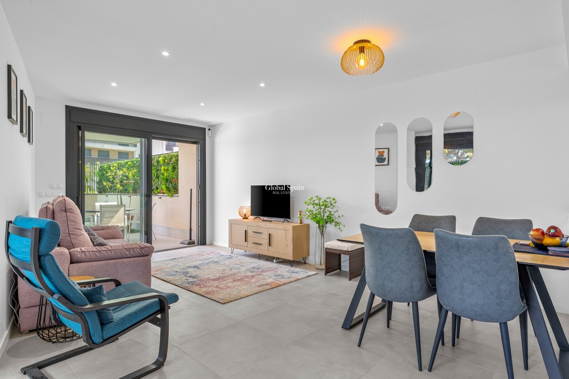 Wederverkoop - APPARTEMENT -
DEHESA DE CAMPOAMOR