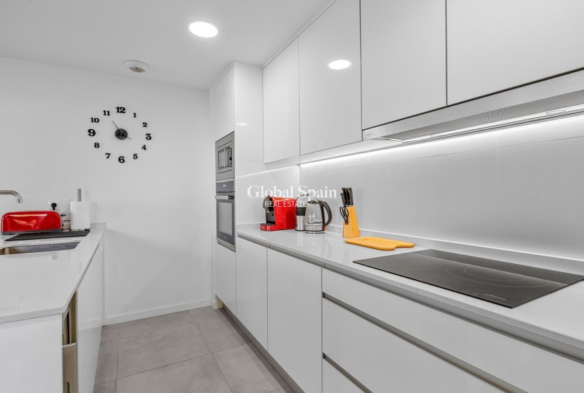 Wederverkoop - APPARTEMENT -
DEHESA DE CAMPOAMOR