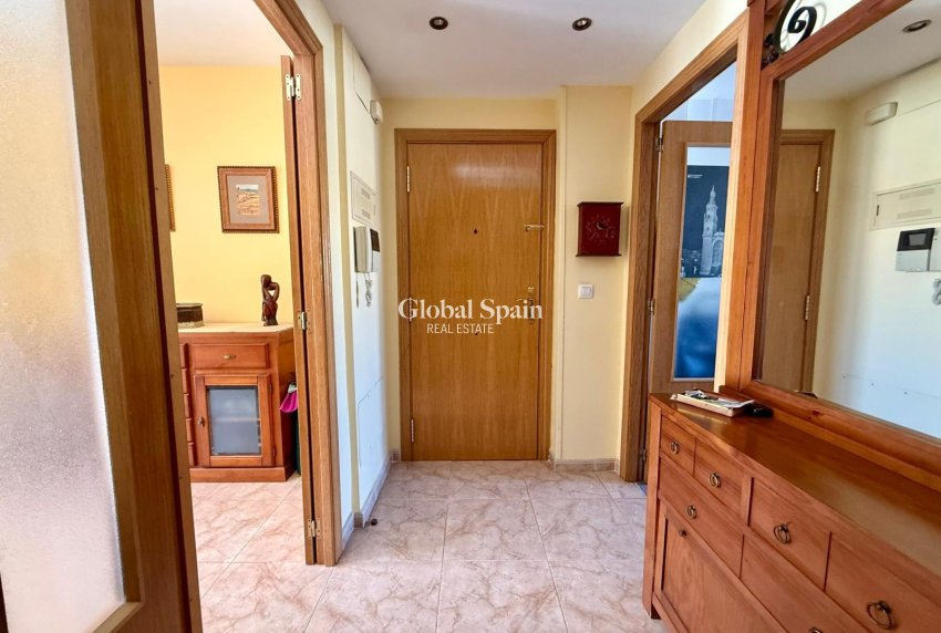 Wederverkoop - APPARTEMENT -
DENIA - Center