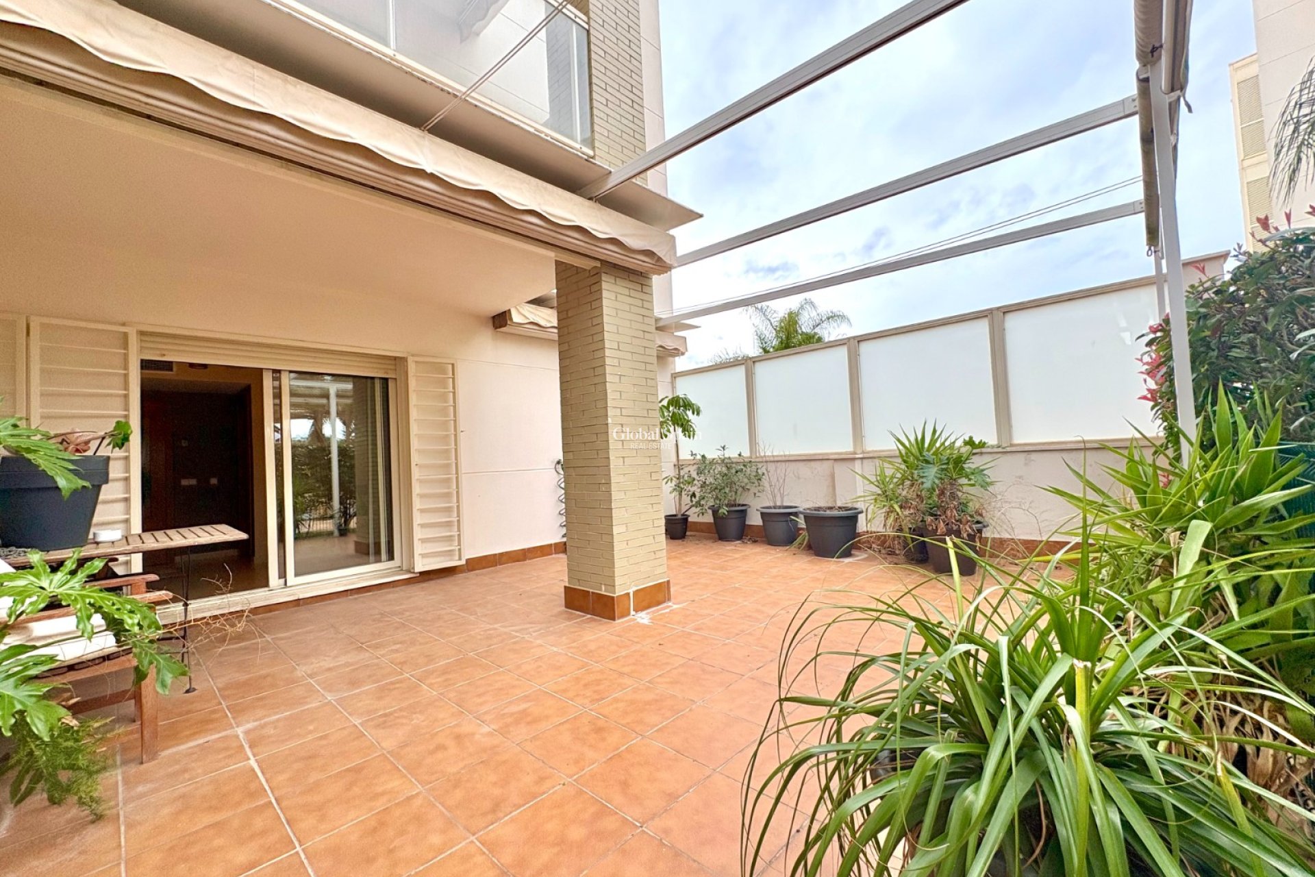 Wederverkoop - APPARTEMENT -
DENIA - Center