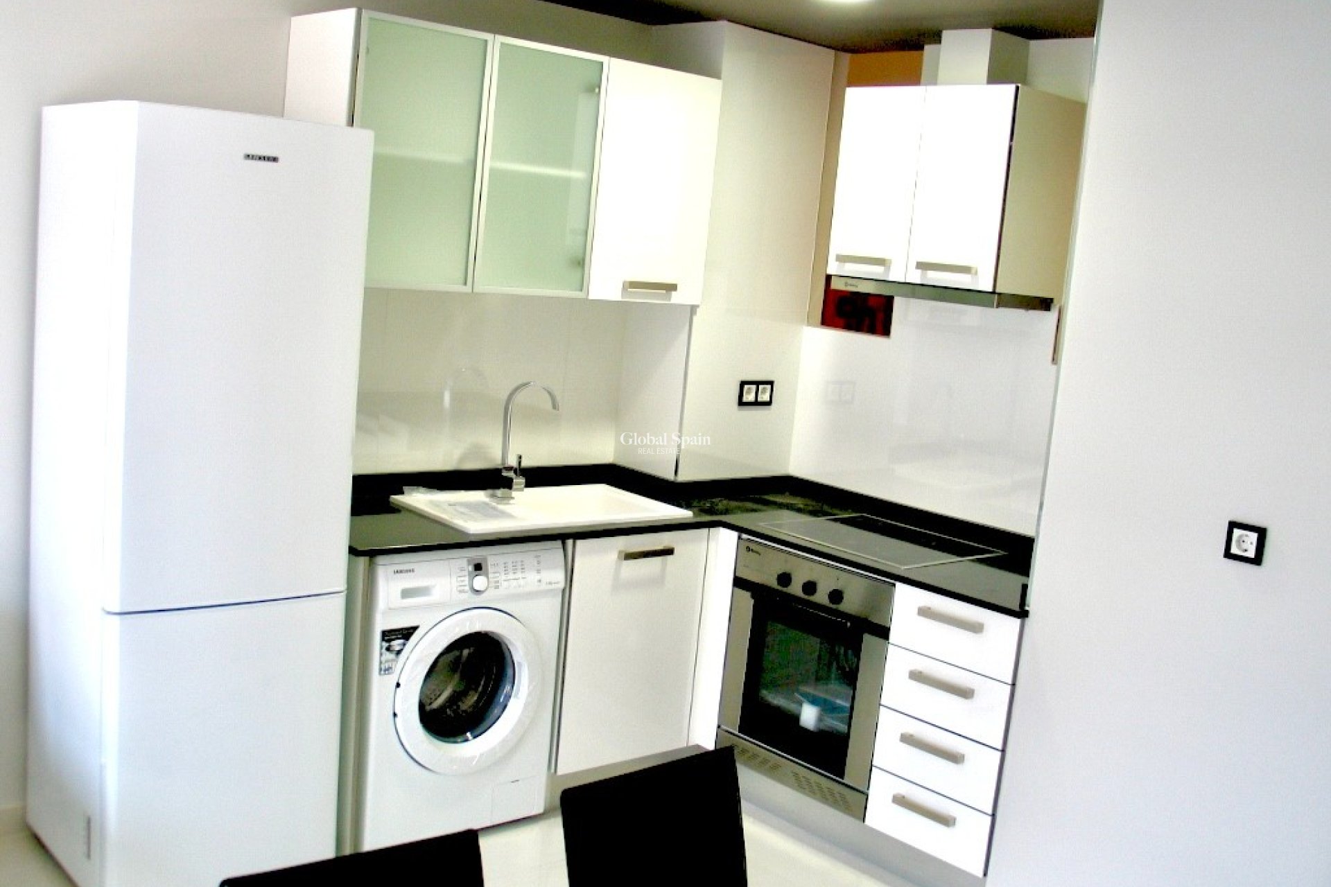 Wederverkoop - APPARTEMENT -
DENIA - Center