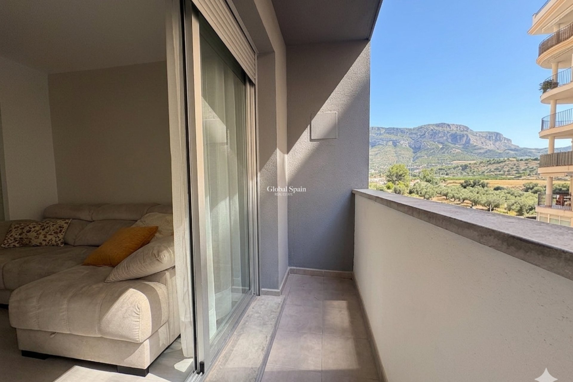 Wederverkoop - APPARTEMENT -
DENIA - Center