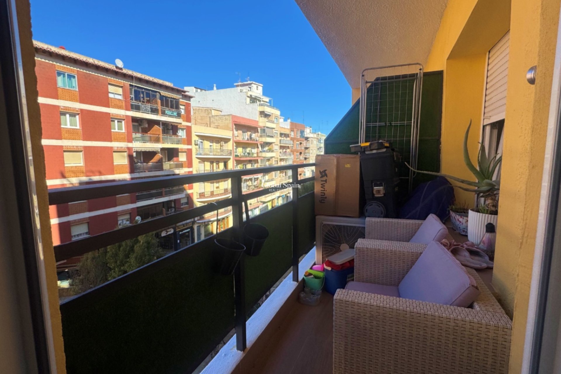 Wederverkoop - APPARTEMENT -
DENIA - Center