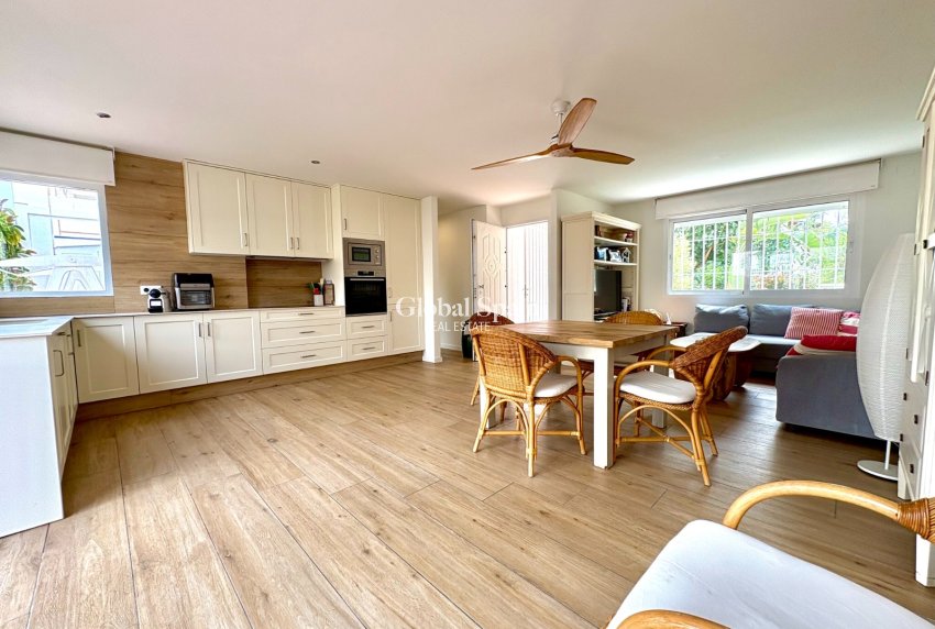 Wederverkoop - Appartement -
DENIA - Les Marines - Las Marinas