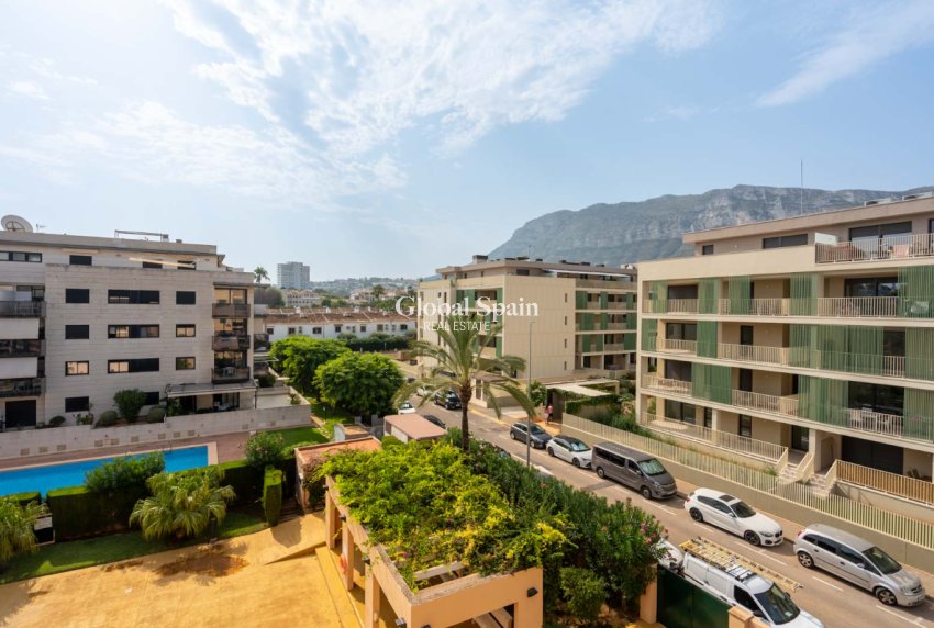 Wederverkoop - APPARTEMENT -
DENIA - Port