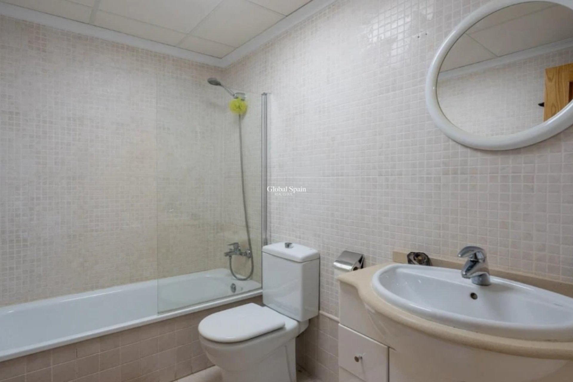 Wederverkoop - APPARTEMENT -
DENIA - Port